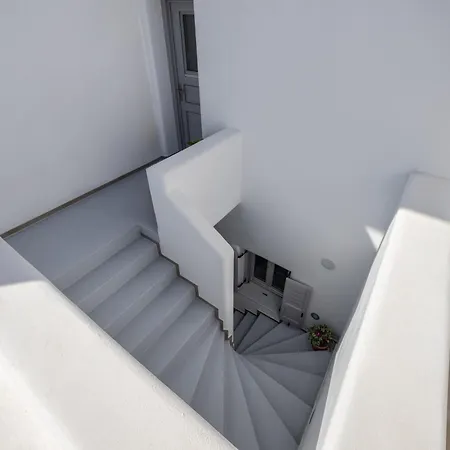 Montrez Santorini 公寓