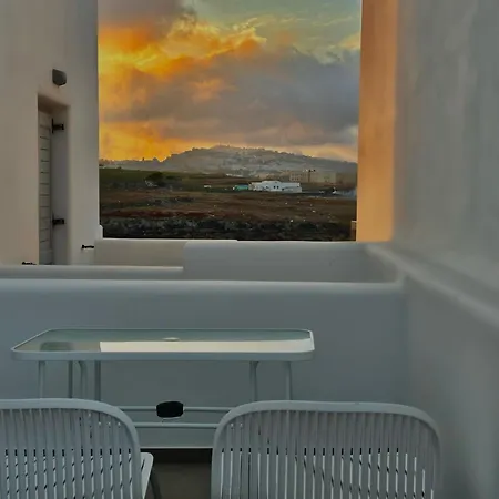 Montrez Santorini * Mesaria